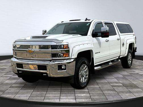 Summit White 2019 Chevrolet Silverado 2500 LT
