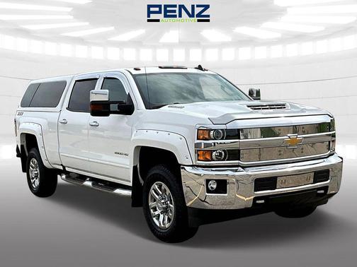 Summit White 2019 Chevrolet Silverado 2500 LT
