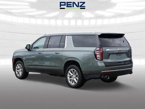 2023 Chevrolet Suburban Premier