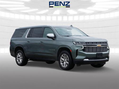 2023 Chevrolet Suburban Premier