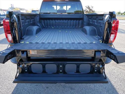 2025 GMC Sierra 2500 SLE
