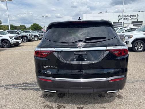 2022 Buick Enclave AWD Essence