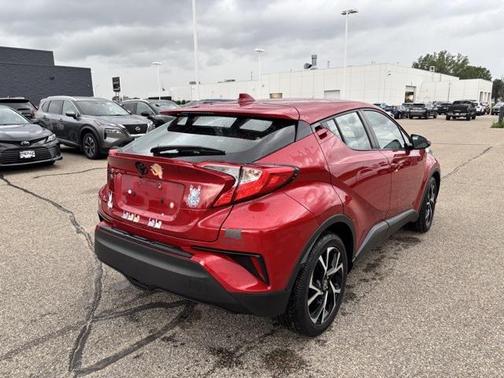 2021 Toyota C-HR XLE