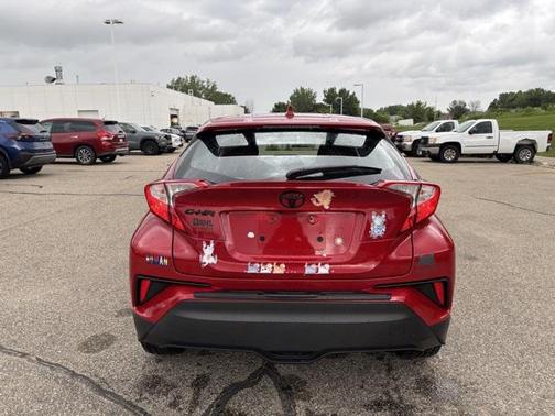 2021 Toyota C-HR XLE