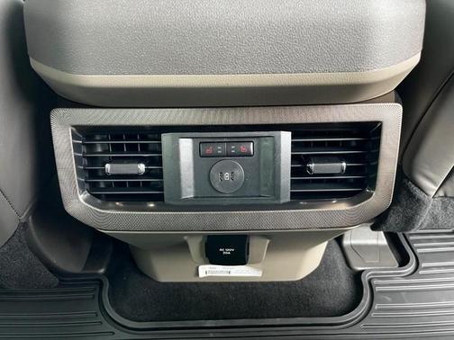 2025 Ford F-250 Platinum