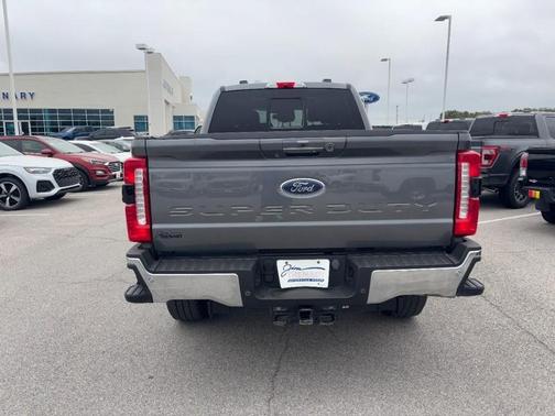2024 Ford F-350 Lariat Super Duty