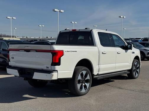 2025 Ford F-150 Lightning Platinum