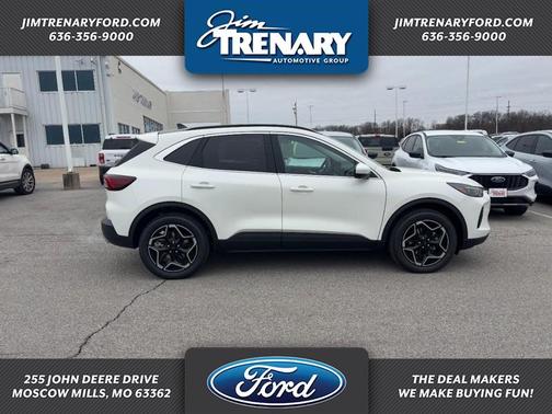 2026 Ford Escape Platinum AWD