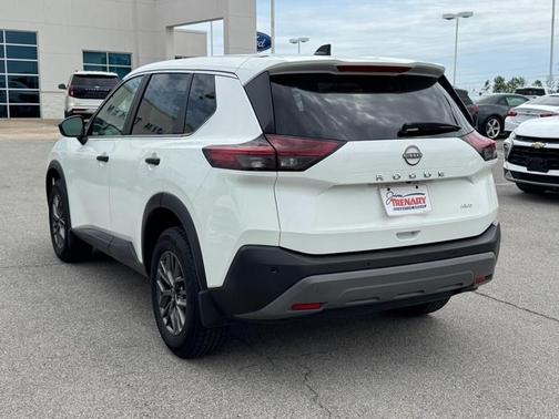 Glacier White 2023 Nissan Rogue S