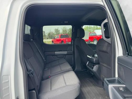 Oxford White 2026 Ford F-150 XLT