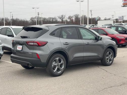 2026 Ford Escape ST-Line AWD