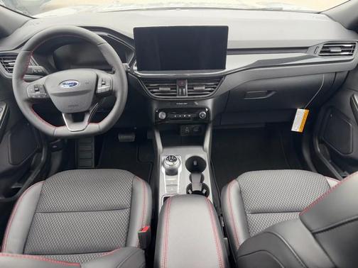 2026 Ford Escape ST-Line AWD