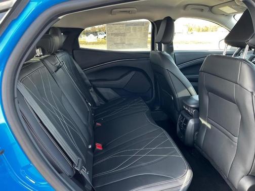 2023 Ford Mustang Mach-E Select