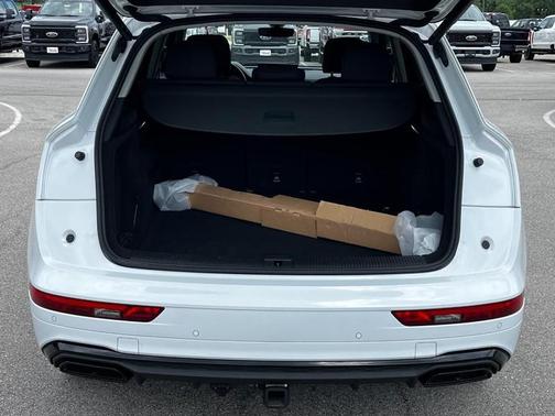 2022 Audi Q5 45 S line Premium Plus