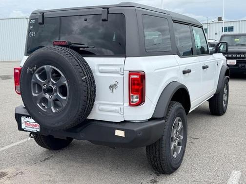 Oxford White 2026 Ford Bronco Big Bend