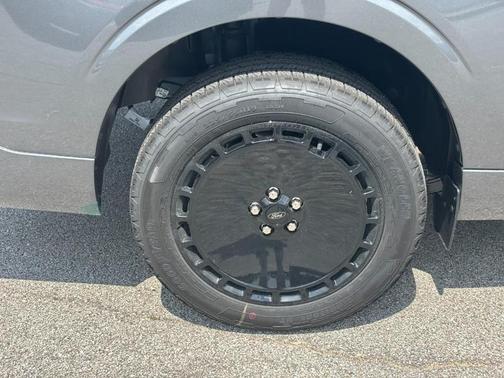 2025 Ford Maverick Lobo Standard