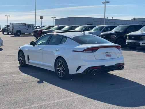 2023 Kia Stinger GT-Line