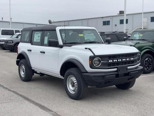 2025 Ford Bronco Base