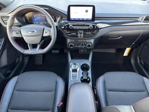 2026 Ford Escape ST-Line AWD