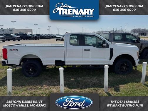 Oxford White 2026 Ford F-250 Super Duty