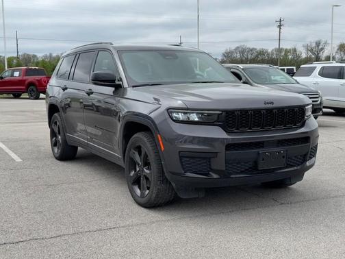 2023 Jeep Grand Cherokee L Laredo