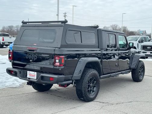 2024 Jeep Gladiator Sport