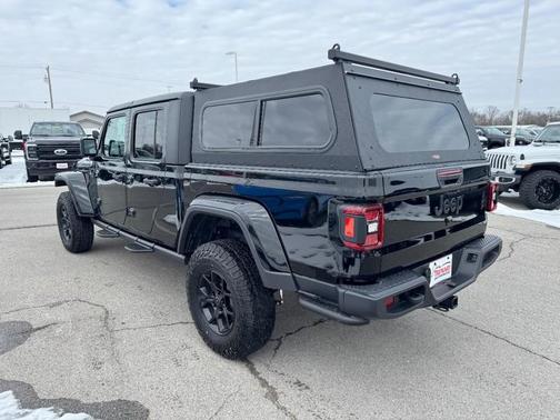 2024 Jeep Gladiator Sport