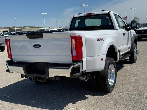 Oxford White 2026 Ford F-450