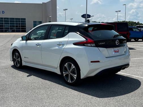 2019 Nissan Leaf SV PLUS
