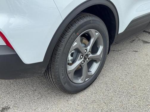 2026 Ford Escape ST-Line Select AWD