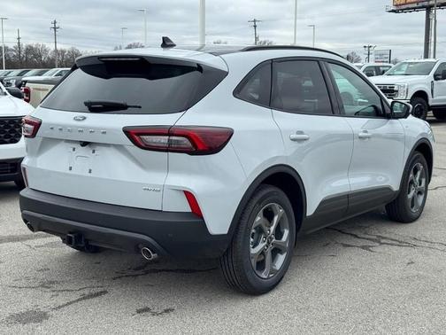 2026 Ford Escape ST-Line Select AWD