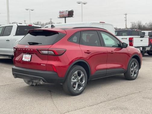 2026 Ford Escape ST-Line AWD