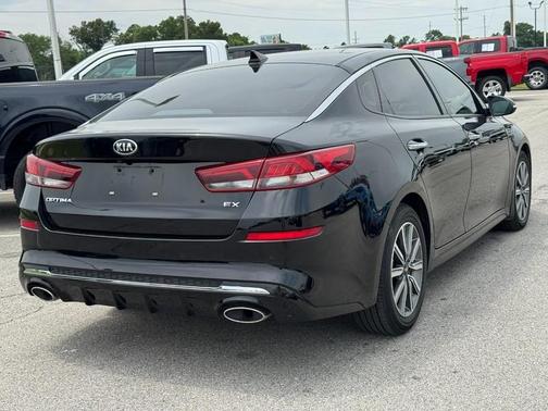 Ebony Black / Black 2019 Kia Optima EX