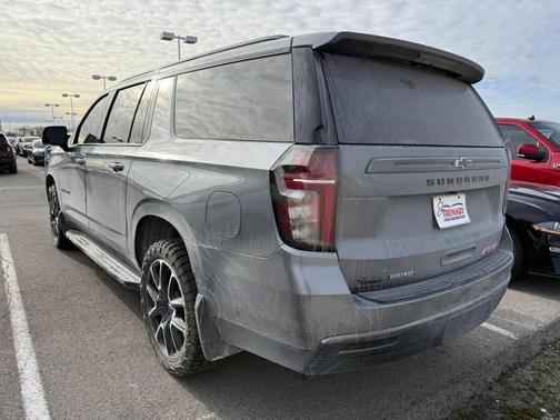 2022 Chevrolet Suburban RST
