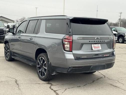 2022 Chevrolet Suburban RST