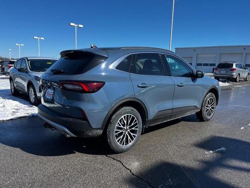 2025 Ford Escape PHEV