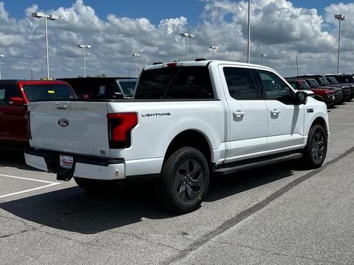 2025 Ford F-150 Lightning Flash