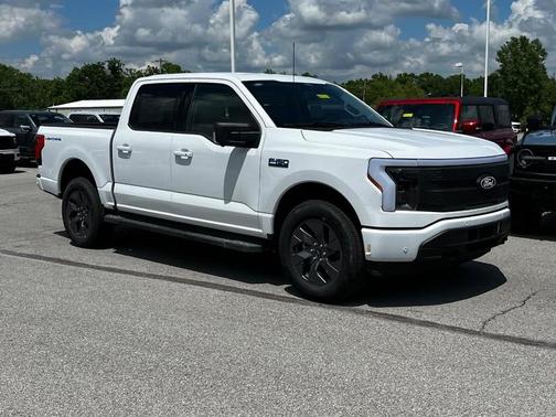 2025 Ford F-150 Lightning Flash