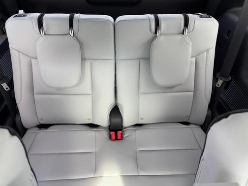 2025 Ford Explorer Platinum 4WD