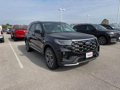2025 Ford Explorer Platinum 4WD