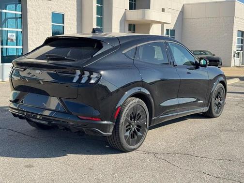 2025 Ford Mustang Mach-E GT