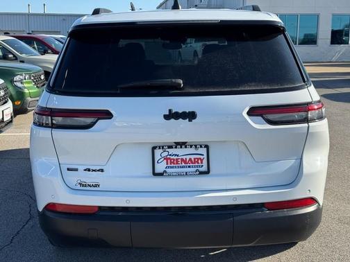 2023 Jeep Grand Cherokee L Laredo