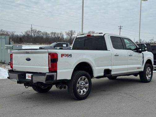 2025 Ford F-350 Lariat Super Duty