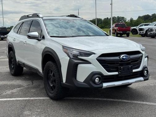 Crystal White Pearl 2023 Subaru Outback Touring XT