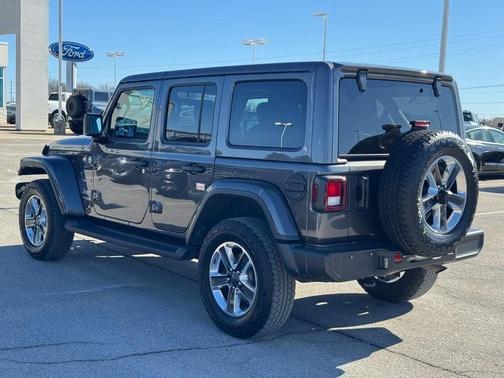 2021 Jeep Wrangler Unlimited Sahara