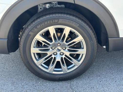 2025 Ford Explorer Active 4WD