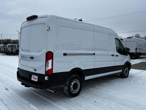 2025 Ford Transit-250 148 WB Medium Roof Cargo
