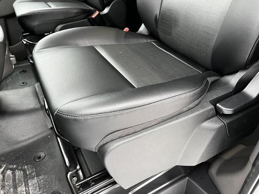 2025 Ford Transit-250 148 WB Medium Roof Cargo