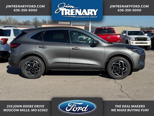 2026 Ford Escape Platinum AWD