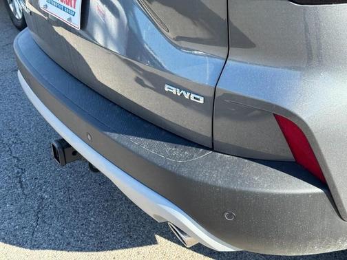 2026 Ford Escape Platinum AWD